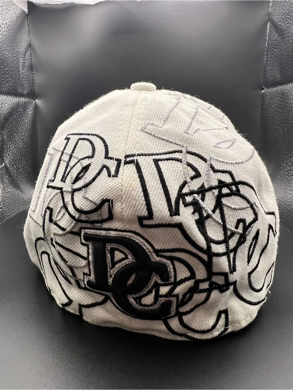 DC White and Black All-Over Logo Snapback Hat Size S